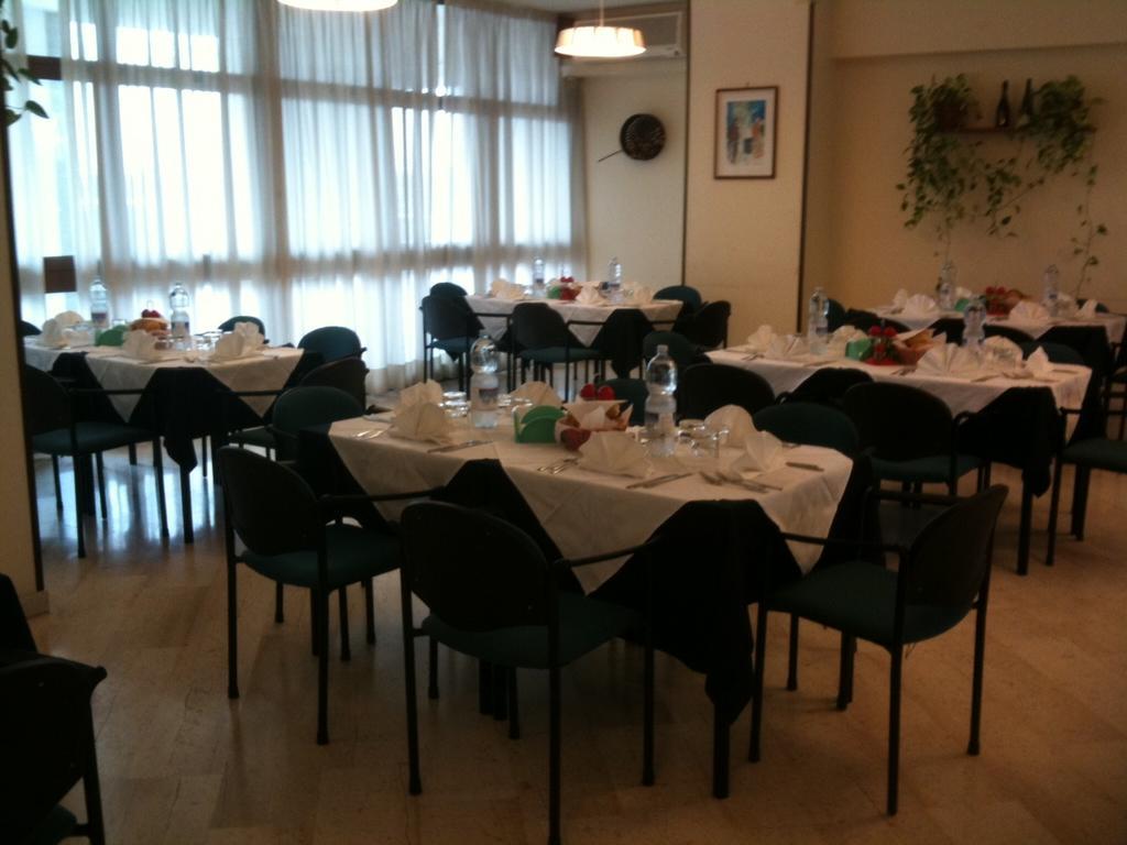 Casa Pastor Bonus Hotel Lecce Eksteriør billede
